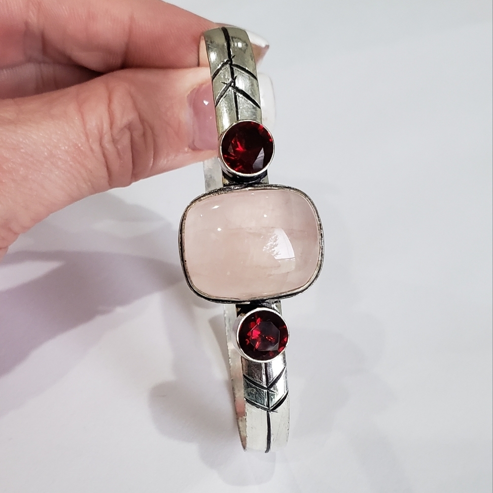 Beautiful Handmade Pink Solar Quartz Garnet 925 Bangle Bracelet - Picture 6 of 12